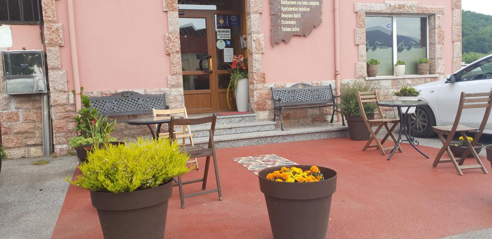 Apartamentos Fermin Cangas de Onis Luaran gambar
